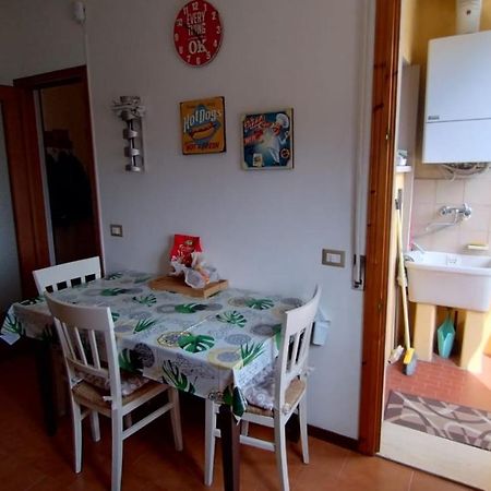 La Casa Dei Viaggiatori - Viareggio - Posto Auto Gratuito Lägenhet Exteriör bild